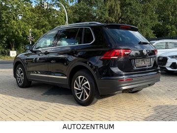 Volkswagen Tiguan - 4