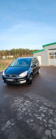 Ford Galaxy 2.0 benzin Ghia 7 sitze