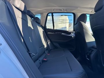 BMW X3 xDrive20d HiFi DAB LED WLAN Parkassistent