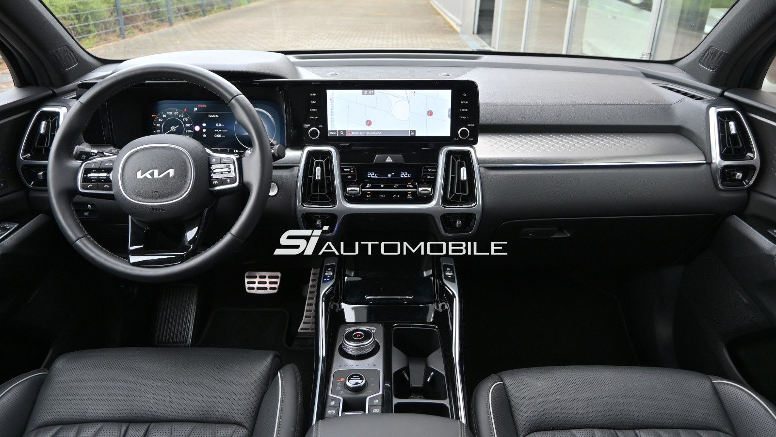 Fahrzeugabbildung Kia Sorento 2.2 CRDi AWD Platinum °AHK°7-SITZE°HUD°