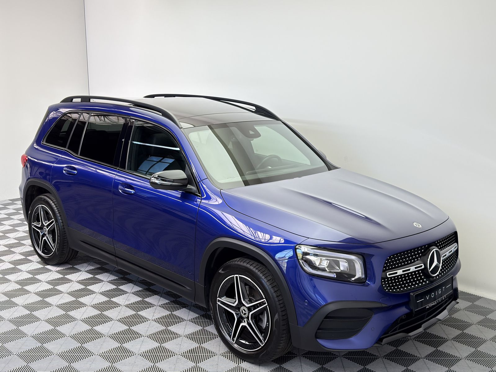 Mercedes-Benz GLB 220 d 4Matic 2.Hand AMG Line Pano AHK LED foto 5