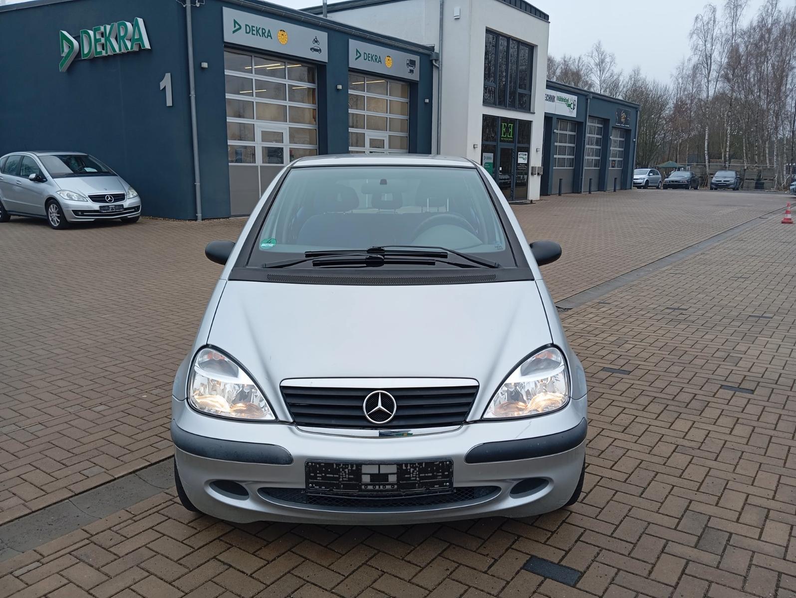 Mercedes-Benz A 160 ,1 HAND ! KLIMA,AHK,SERV/TÜV NEU