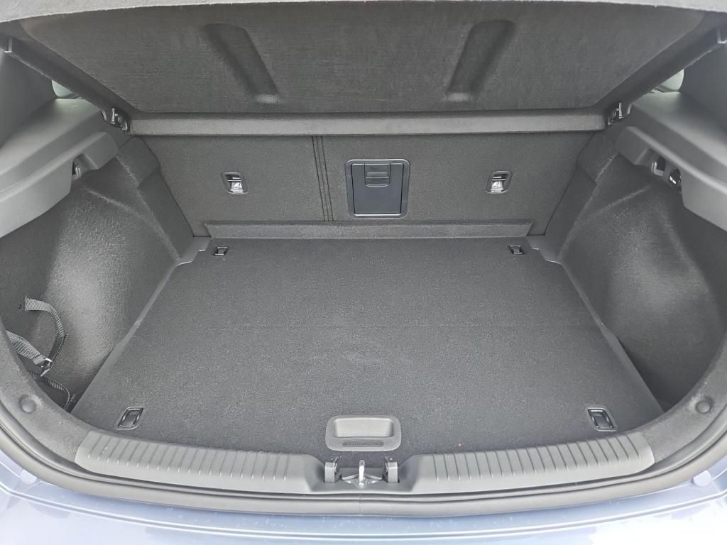 Fahrzeugabbildung Hyundai i30 FL 5-Türer ADVANTAGE 7-DCT 2xKlima SpurH