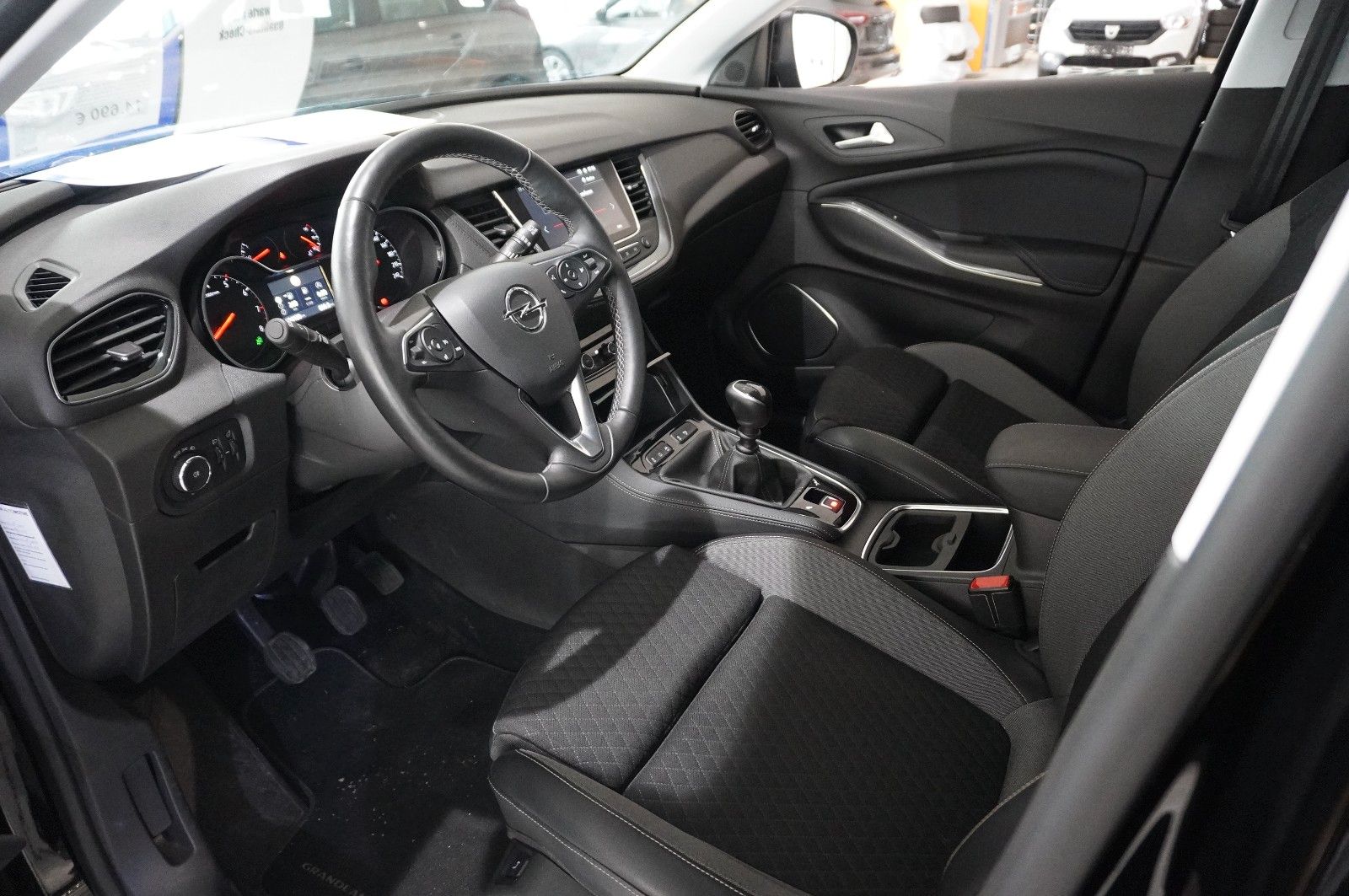 Fahrzeugabbildung Opel Grandland (X) 1.5D BUSINESS NAVI/LED/KAMERA/DAB+