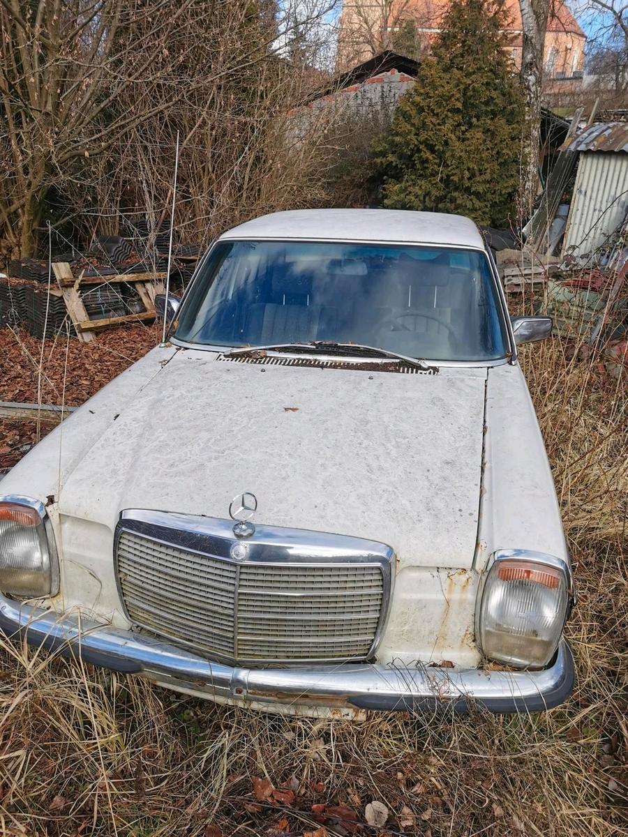 Mercedes-Benz 200