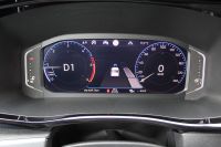 Volkswagen T6.1 Multivan Generation SIX DSG AHK ACC DCC