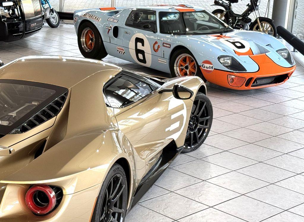 Ford GT  Holman Moody Heritage Edition  1 of 21