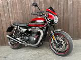Triumph Speed Twin 1200 - TRIUMPH SPEED TWIN 1200