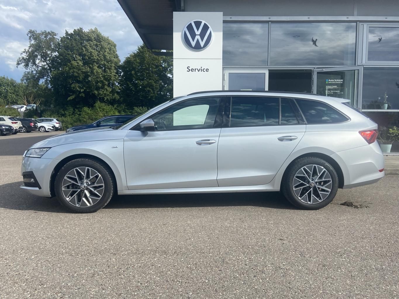 Skoda Octavia Combi 2.0 TDI DSG Ambition 4x4 AHK+SMART imagem 2