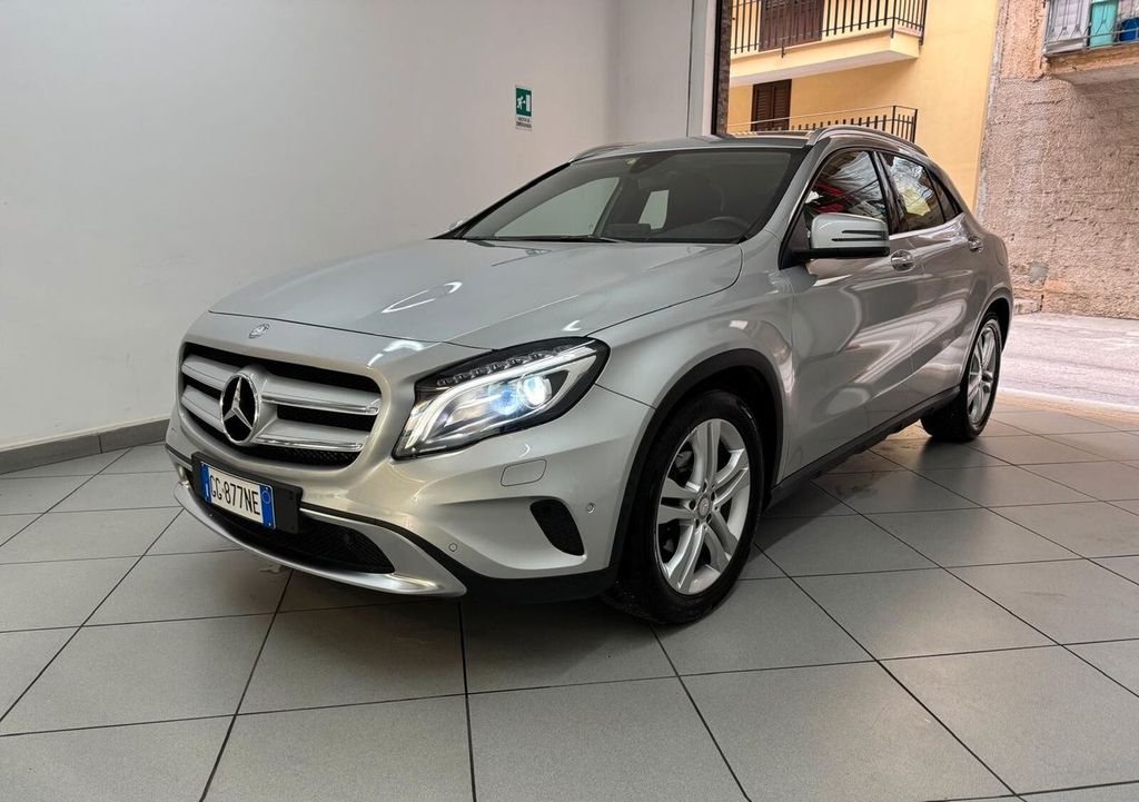 Image of Mercedes-Benz GLA 200