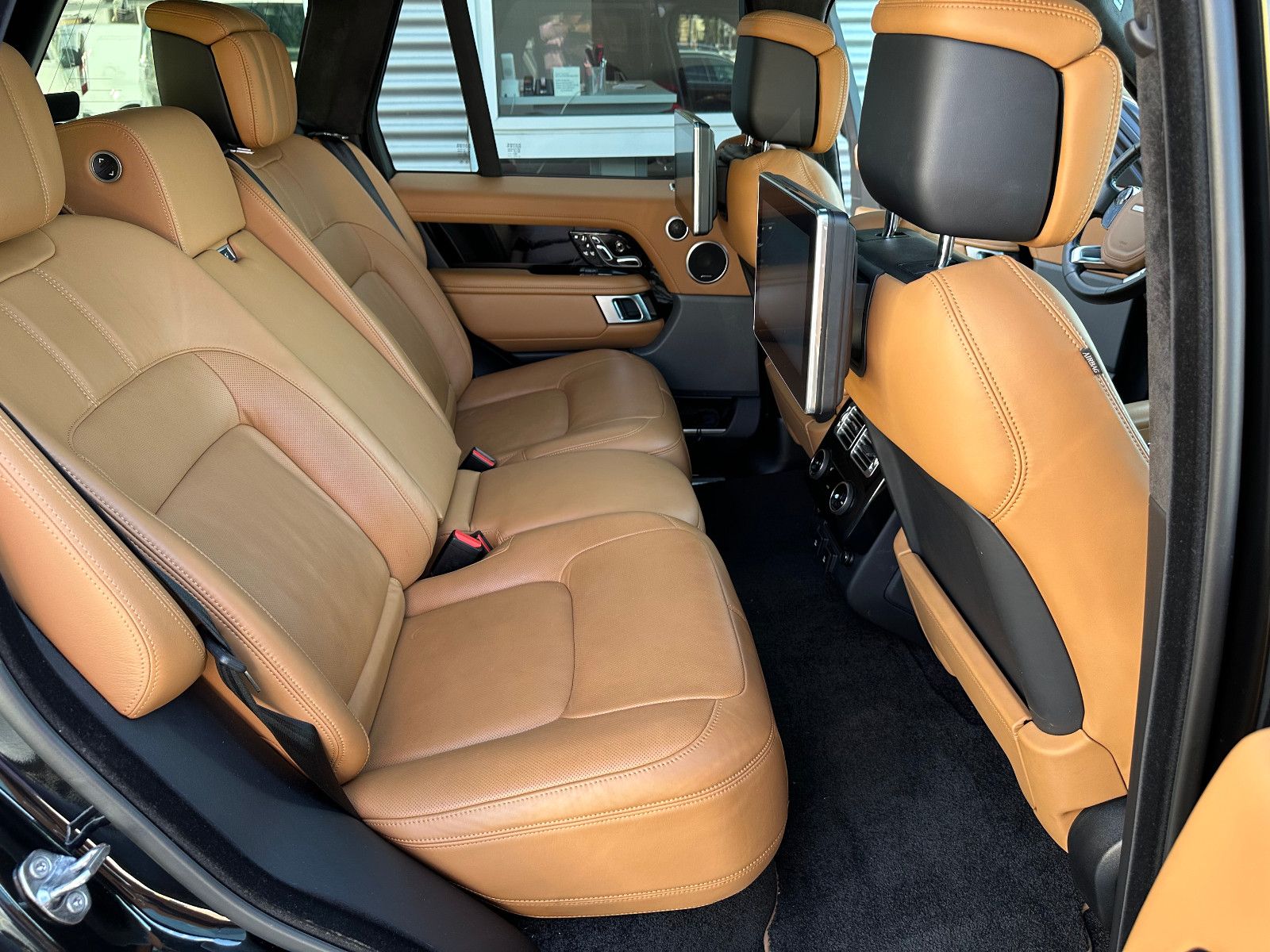 Fahrzeugabbildung Land Rover RANGE ROVER AUTOBIOGRAPHY*VOLLAUS.+1.HAND*