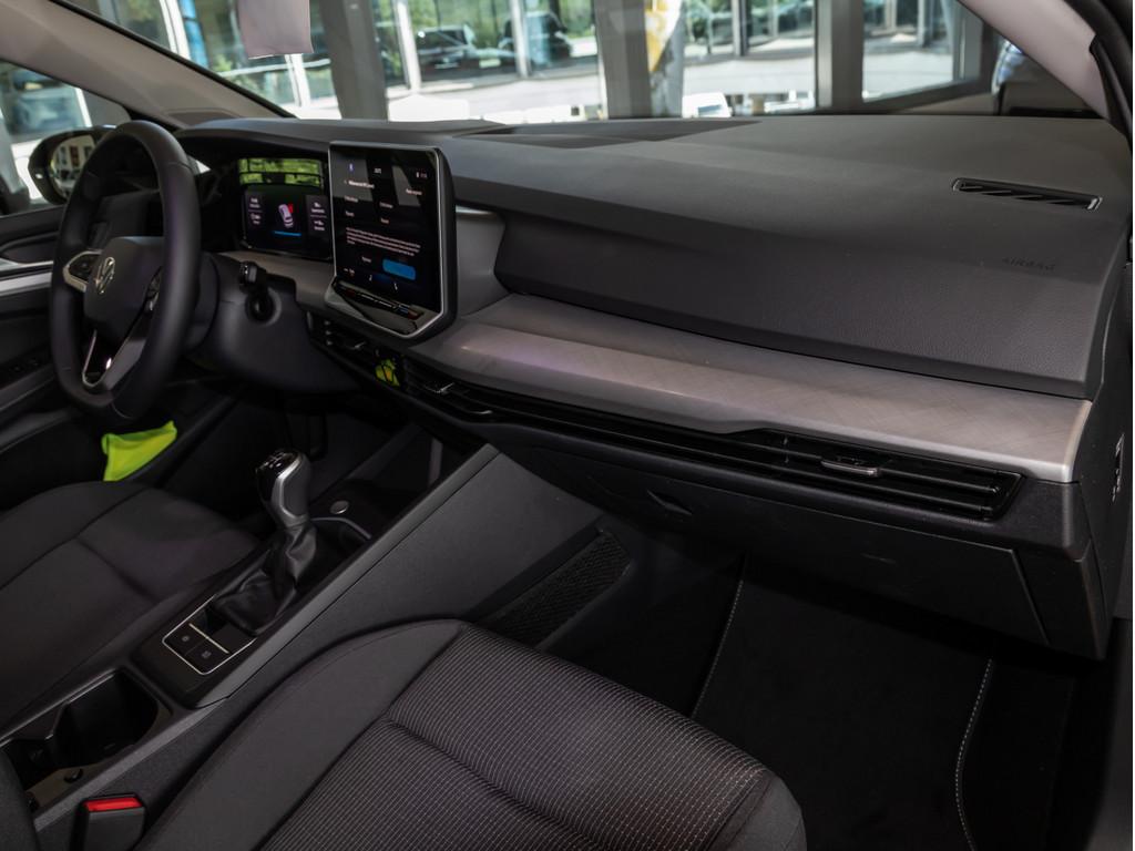 Volkswagen Golf VIII 1.5 l 116 PS 6-Gang **LICHT/KOMFORT**, миниатюра 7