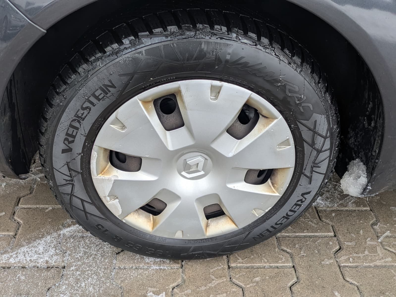 Fahrzeugabbildung Renault Grand Scenic 1.6 KLIMA*ISO*ZAHNRIEMEN NEU*2HAND