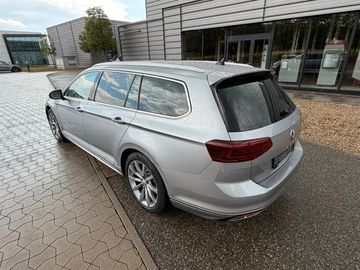 Volkswagen Passat Variant - 4