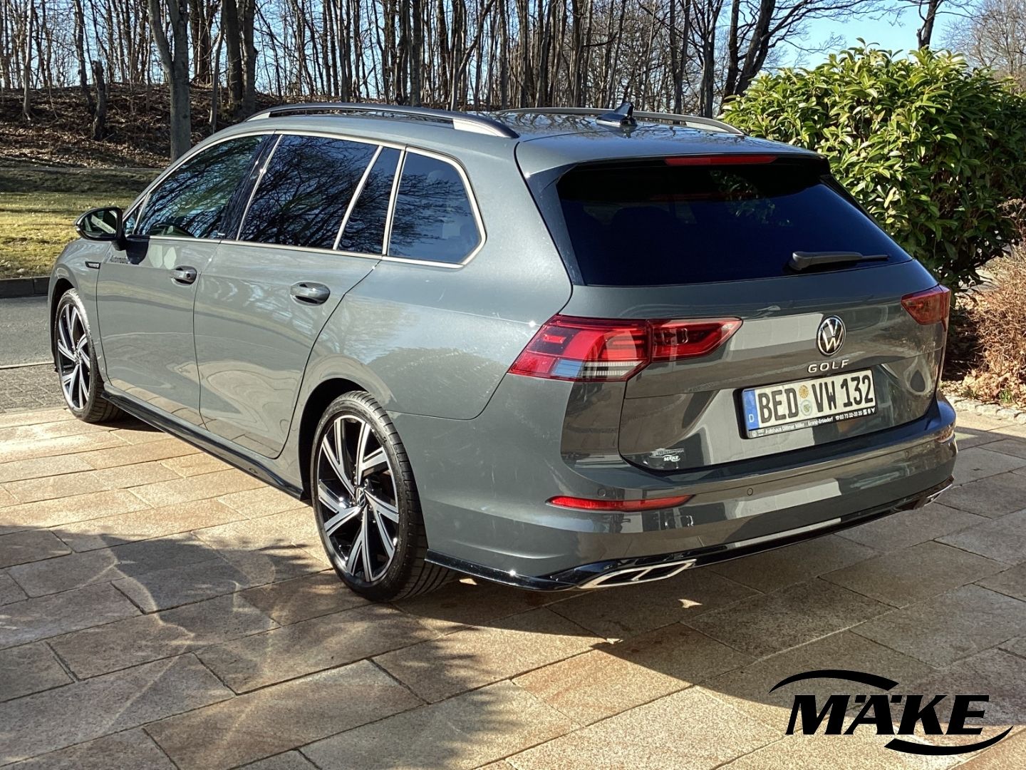 Golf Variant R-Line 2.0 TSI DSG ACC LED AHZV NAV