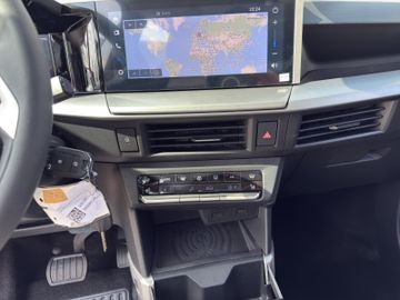 Fotografie des Opel Frontera Elektromotor Kamera Sitzheizung