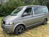 Volkswagen T5 California - graue Volkswagen T5 California