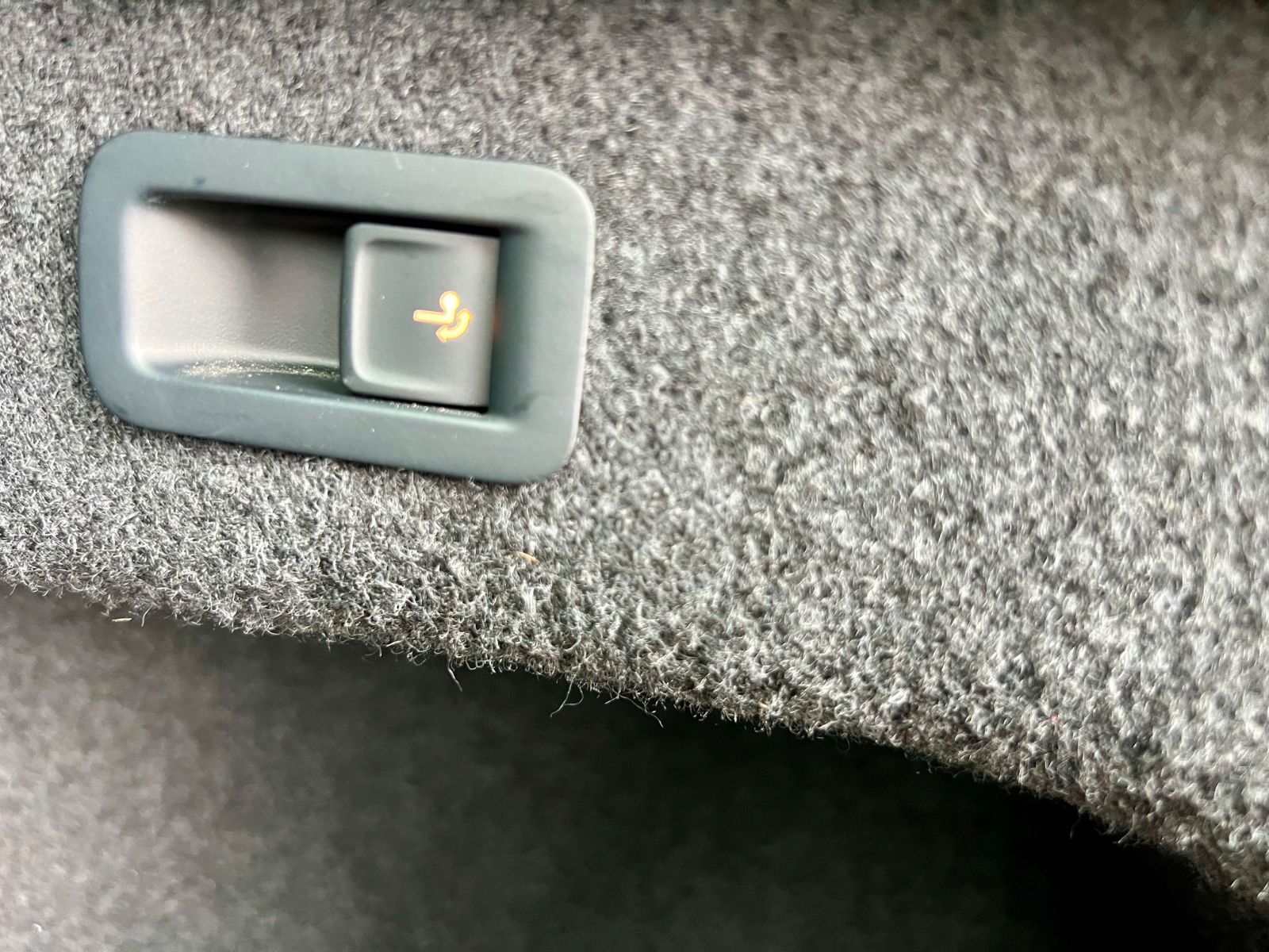 VW Passat Variant Elegance AAC AHK GZJR CARPLAY