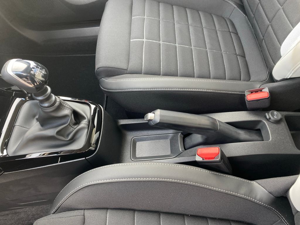 Fahrzeugabbildung Citroën C3 Turbo 100 MAX *Winter-Paket*