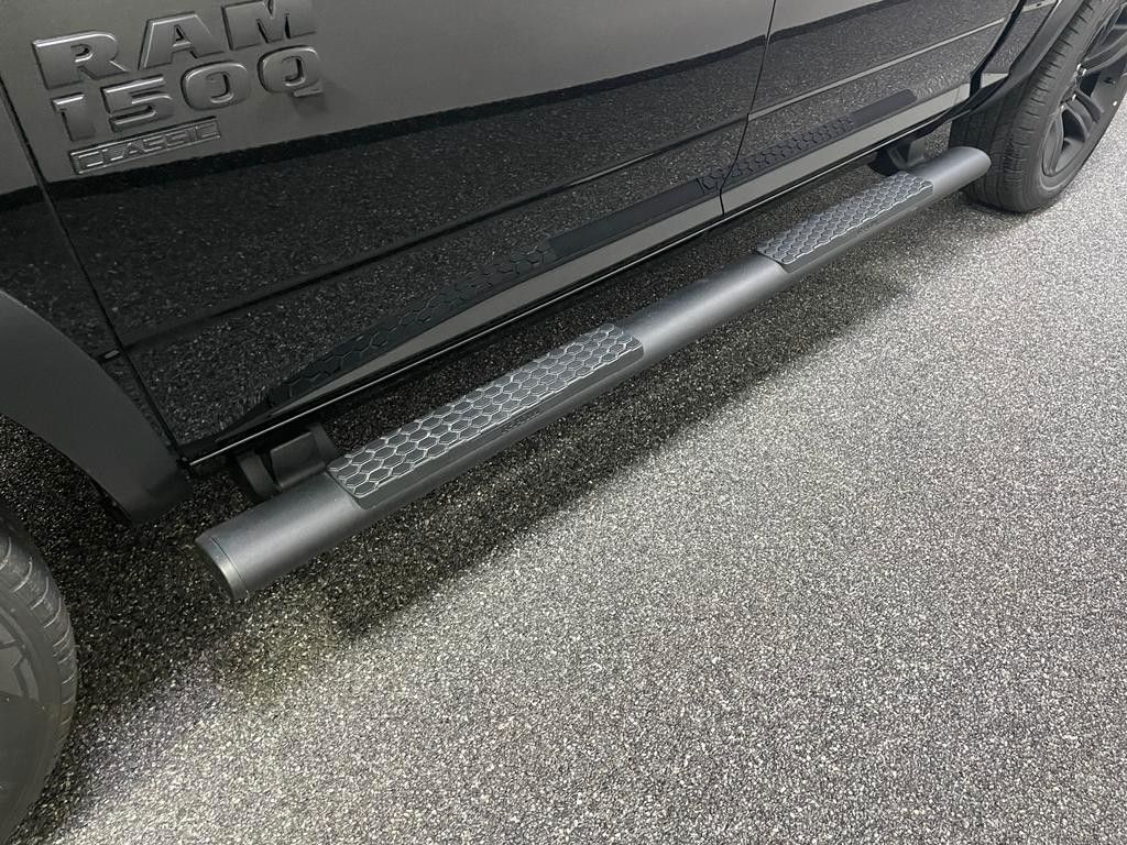 Fahrzeugabbildung Dodge 2023 WARLOCK CREW CAB HEMI 4x4 SOFORT!
