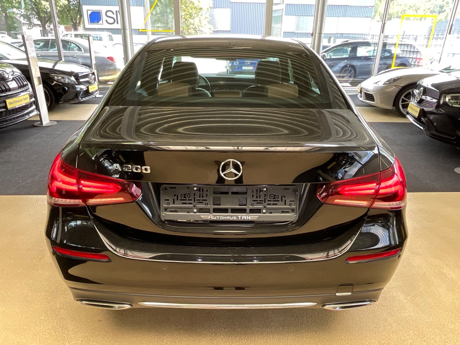 Fahrzeugabbildung Mercedes-Benz A 200 Lim. *AMBIENTE*LEDER-BRAUN* Exclusive *