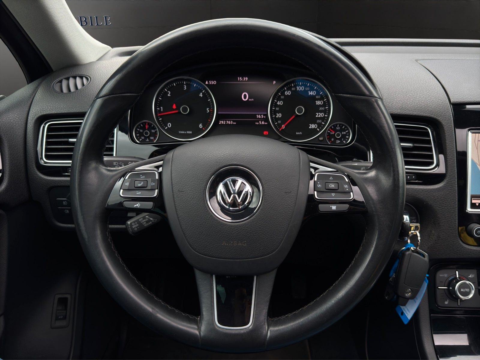 Fahrzeugabbildung Volkswagen Touareg 3.0 V6 TDI *Pano*Kamera*4-Zonen*ST-Heiz*