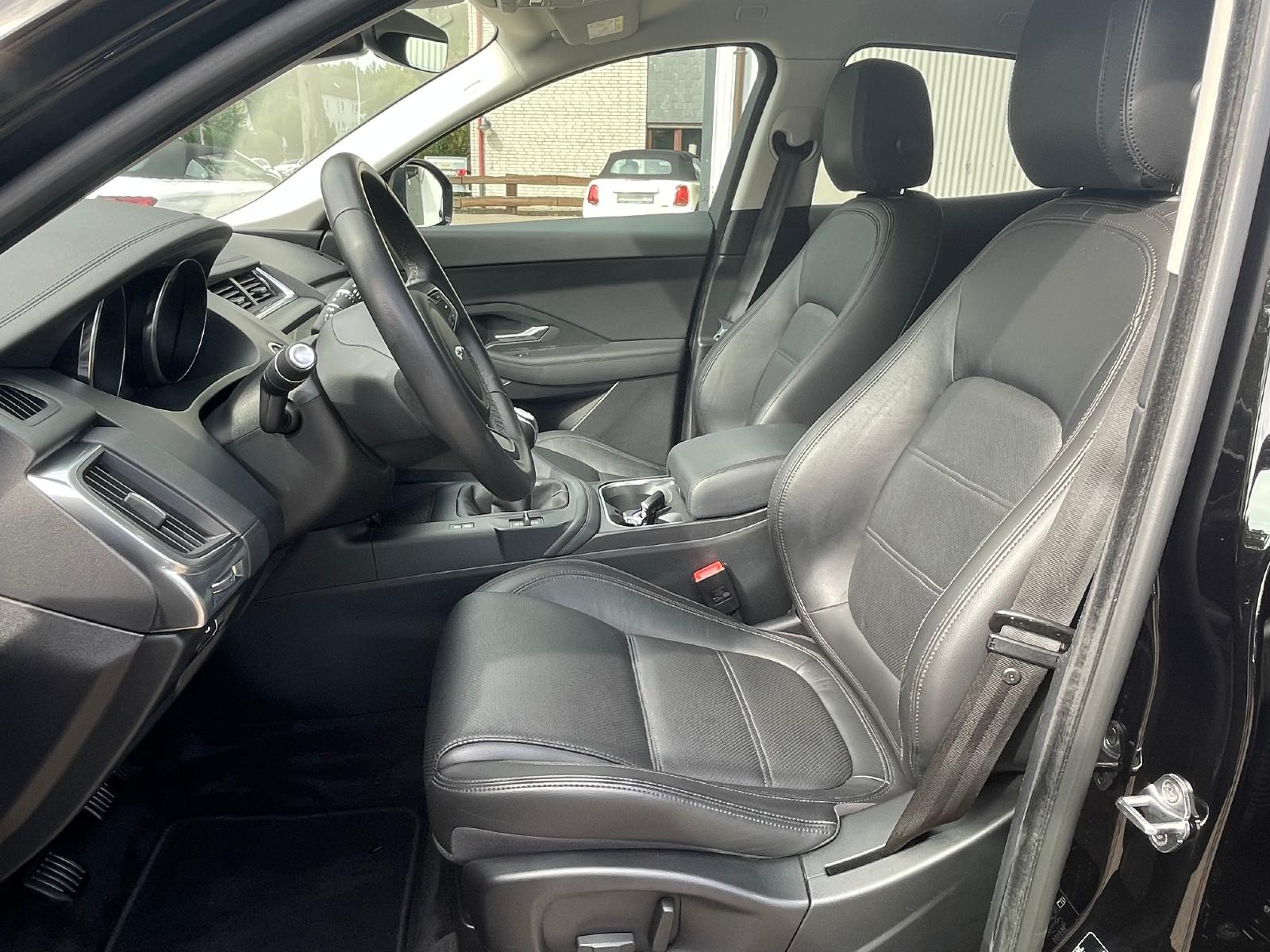 Jaguar E-Pace 2.0d AWD /20"Alu+LEDER+mit KAMERA+CARPLAY