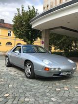Porsche 928 GTS Automatik