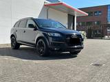 Audi Q7 S line | 7 Sitze | 245 PS | Quattr... - Audi Q7 aus 2011: Line