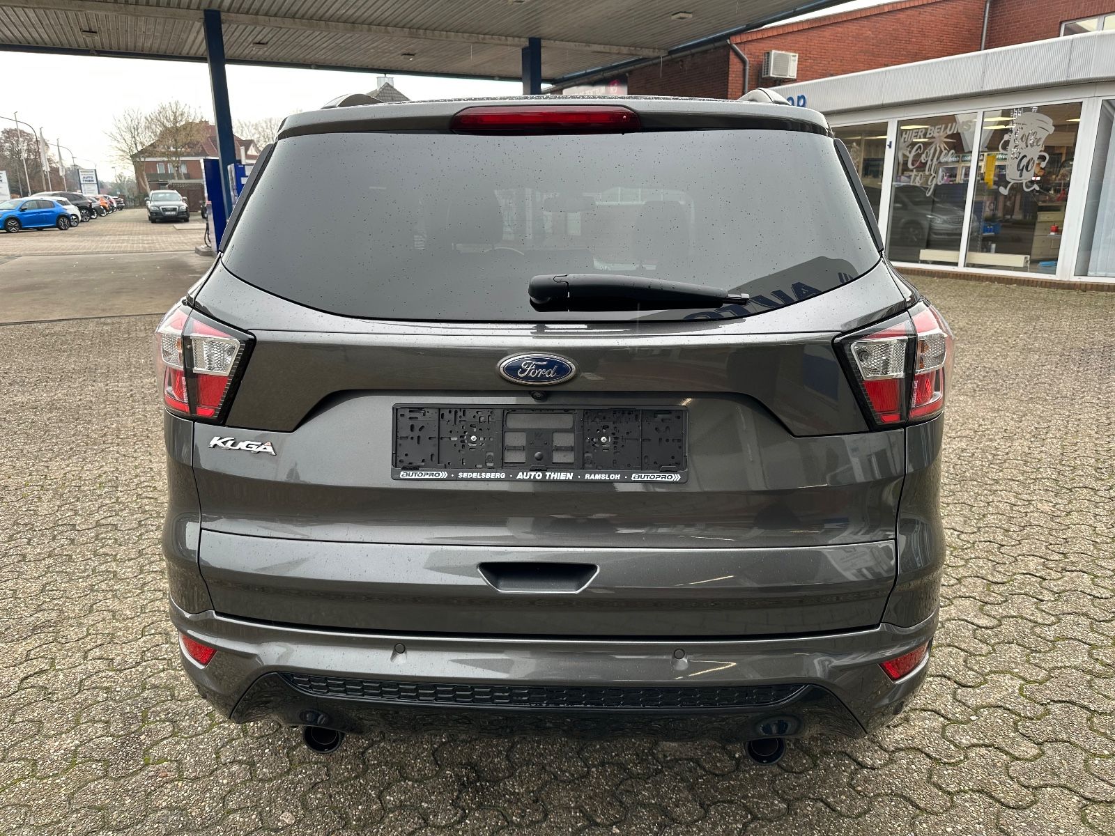 Fahrzeugabbildung Ford Kuga 1.5 EcoBoost ST-Line Navi/BiXenon/Sound/SHZ