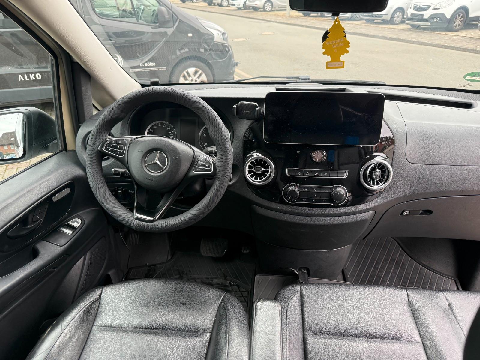 Mercedes-Benz Vito Tourer 116 extralang Pro Auto Leder Navi