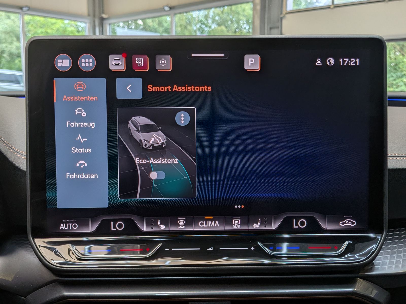 Fahrzeugabbildung CUPRA Leon 1.5 eTSI DINAMICA*MATRIX*ACC*PANO*AHK 5J-Ga