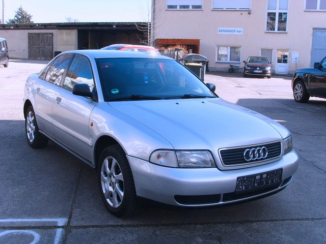 Audi A4 1.8 Automatik mkit mServiceheft