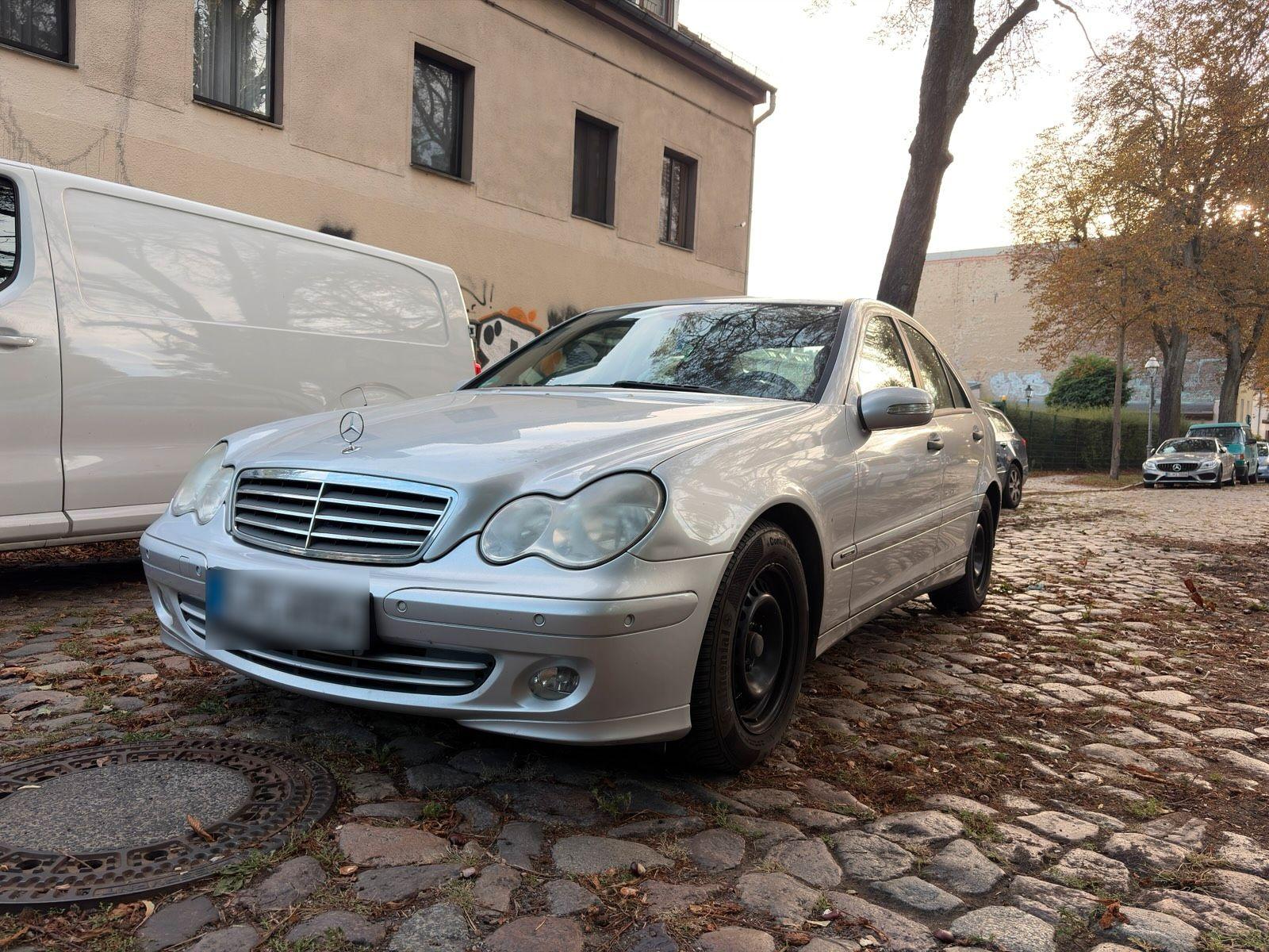 Mercedes-Benz C 180