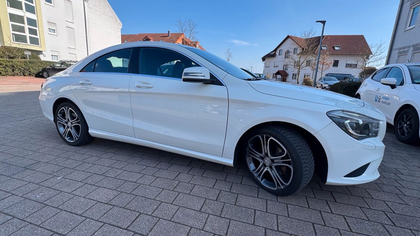 MERCEDES-BENZ Mercedes CLA 220 CDI