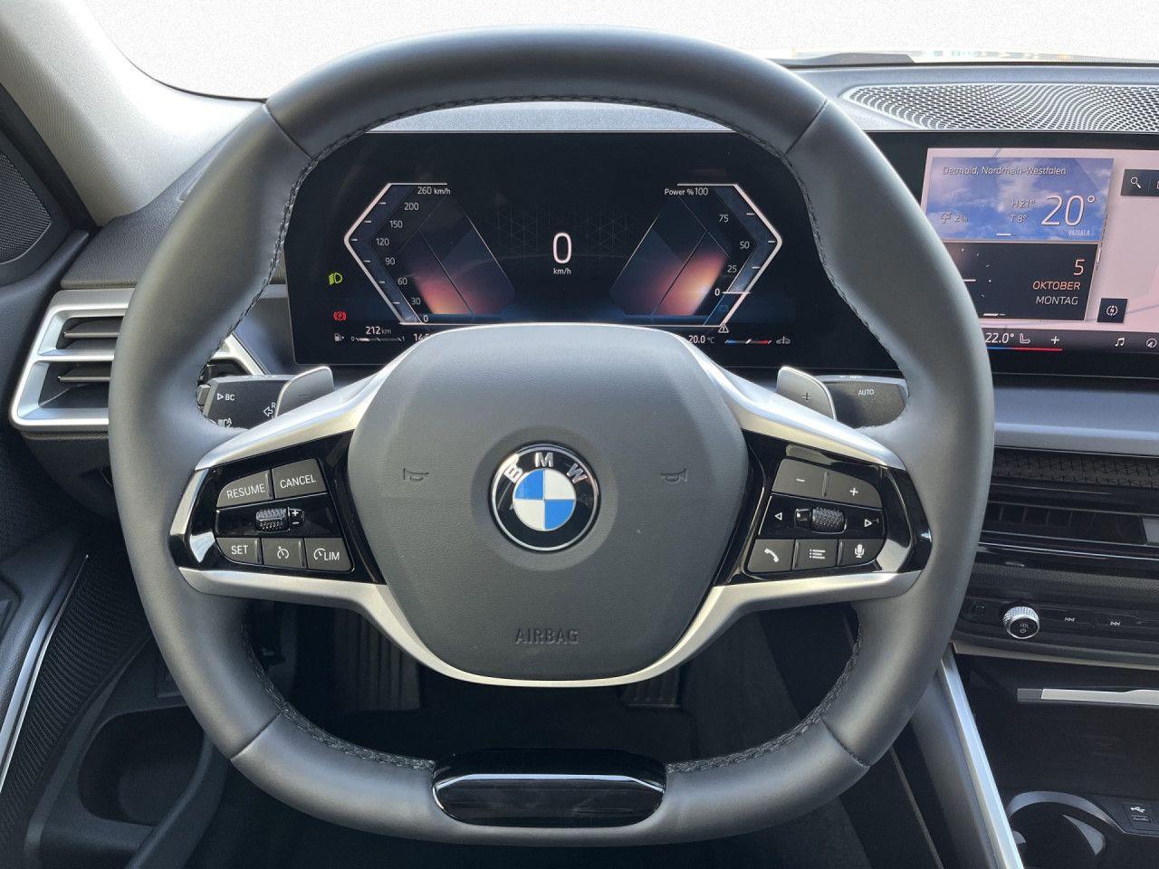 BMW 318i Limousine ParkA,LivePlus,RFK,HiFi,CarPlay