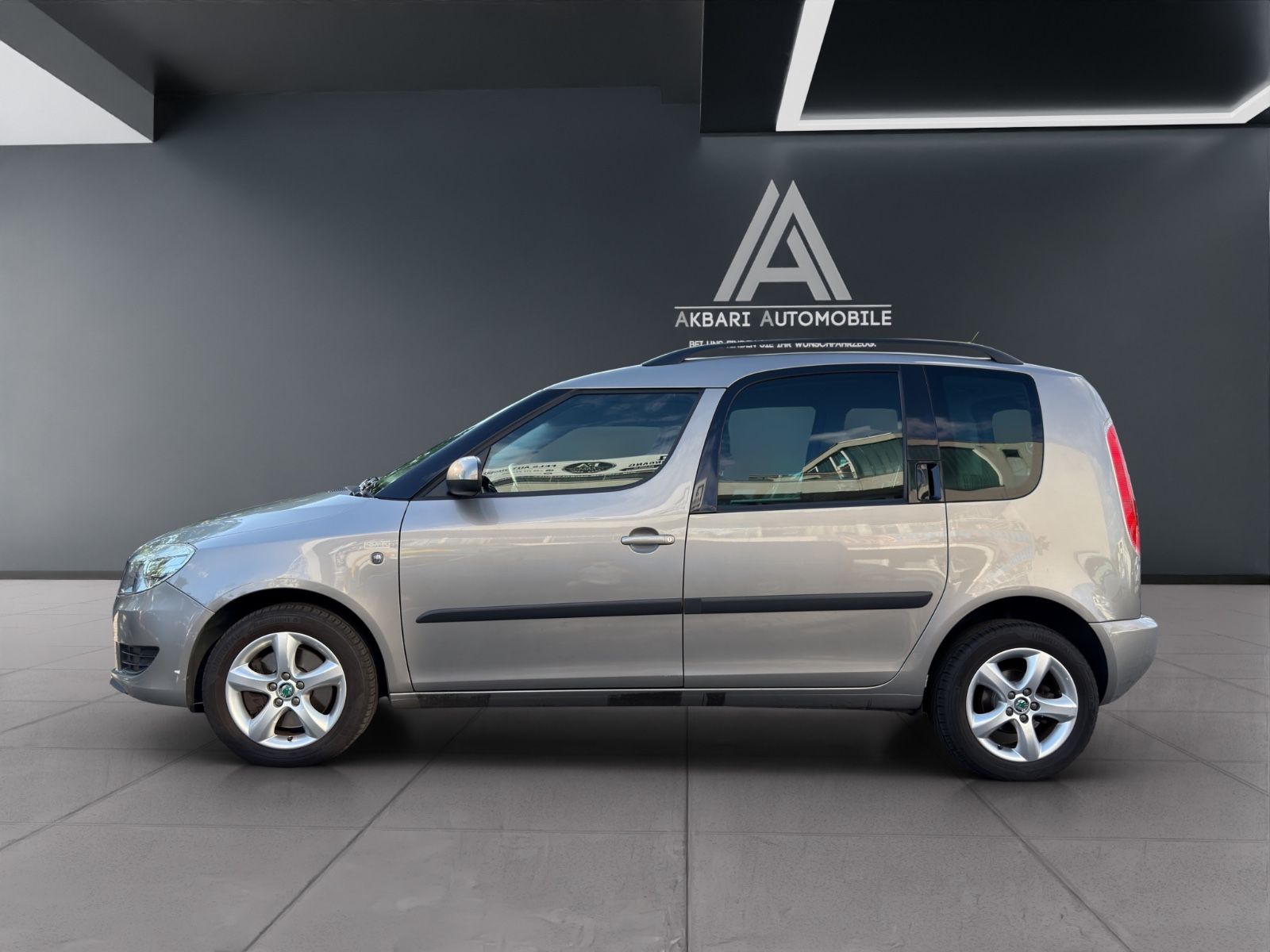 Fahrzeugabbildung SKODA Roomster Family*1.Hand*Klima*Automatik*