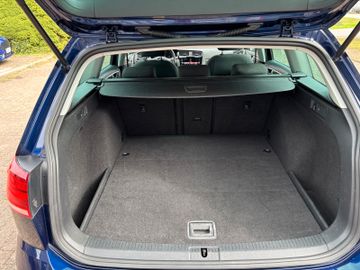 Volkswagen Golf - 7
