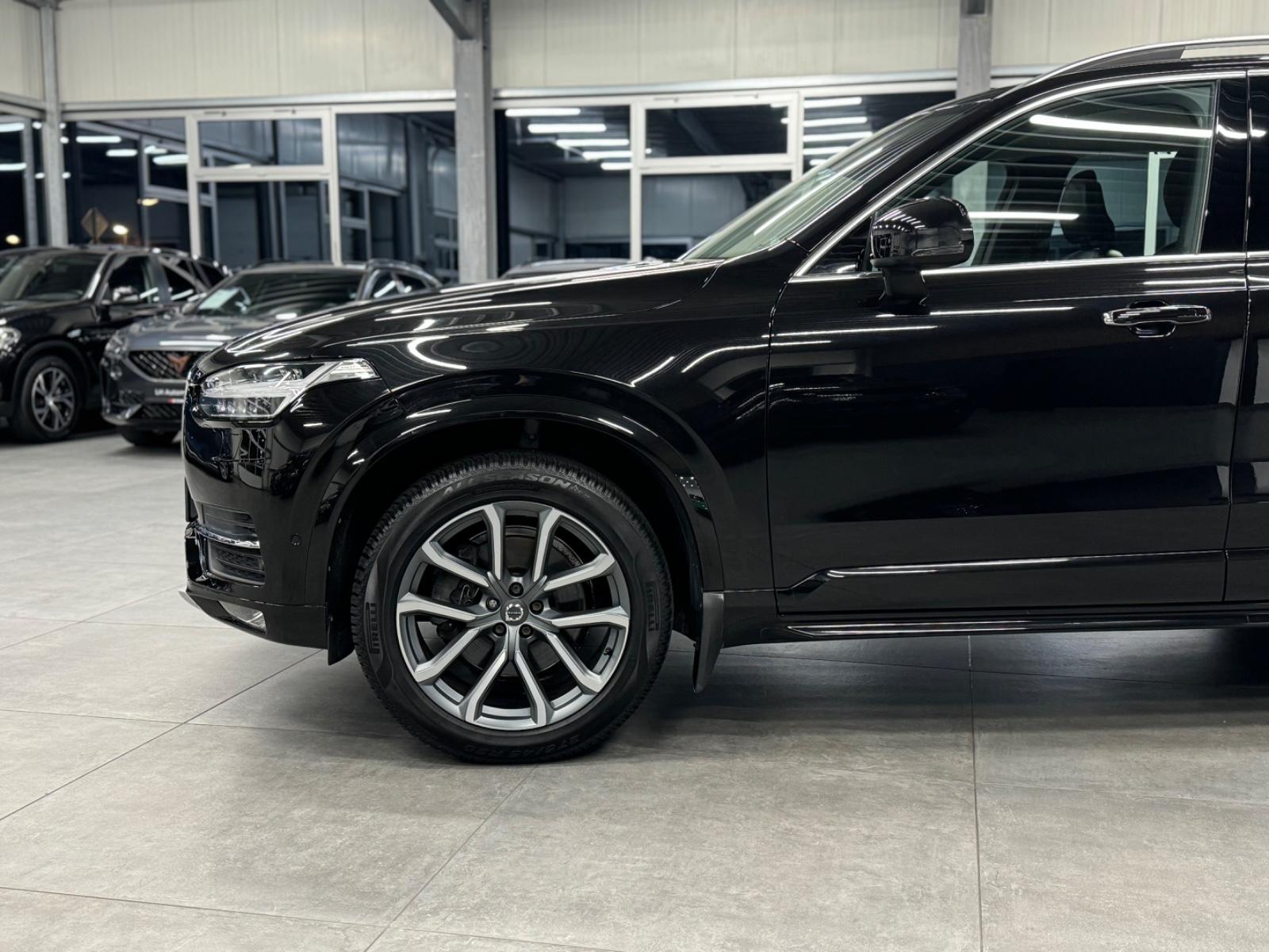 Volvo XC 90 Momentum AWD Navi SHZ LHZ LED 7-Sitzer