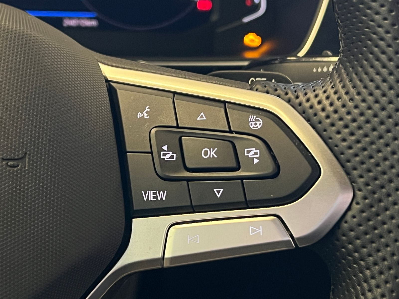 Fahrzeugabbildung Volkswagen Passat Variant Alltrack 2.0 TDI DSG 4MOTION *AHK