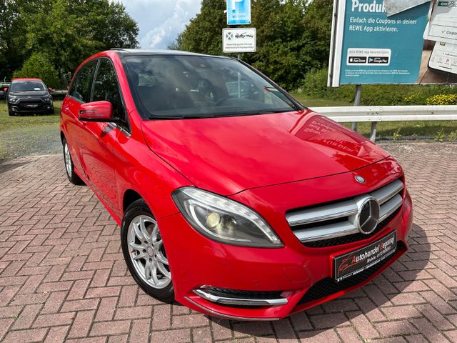 Mercedes-Benz B -Klasse 200 SPORT-PACKET/NAVI/XENON/PANO/SHZ