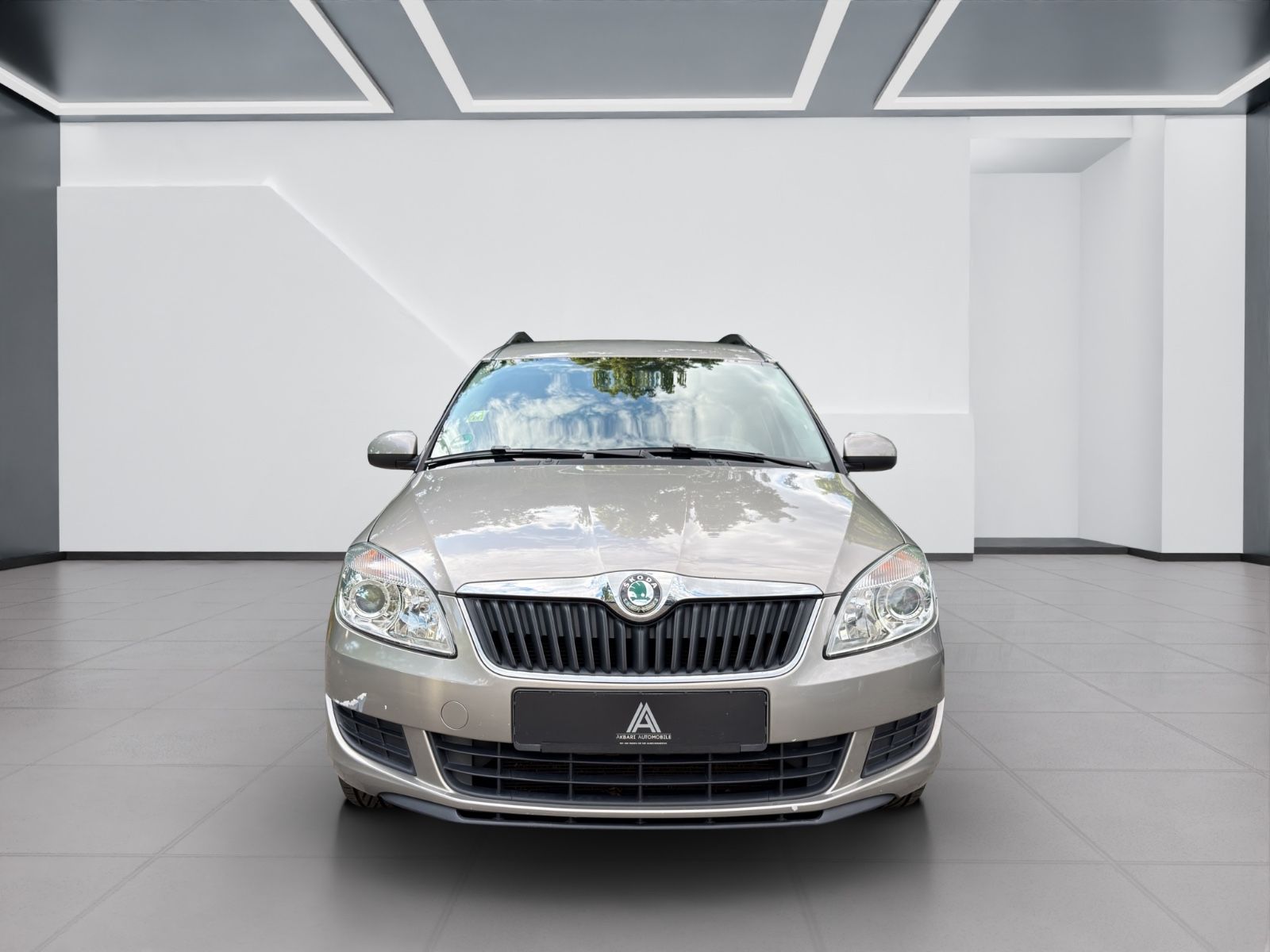 Fahrzeugabbildung SKODA Roomster Family*1.Hand*Klima*Automatik*