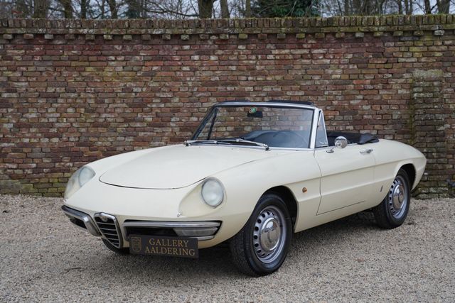 Alfa Romeo Spider 1600 Duetto Very original and unrestored