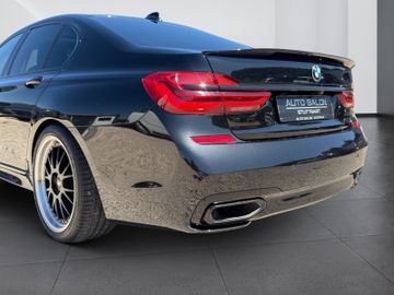 BMW 740 - 5