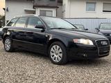 Audi A4 1.8 T 1Hand Scheckheft Xenon el.Sitze Klima