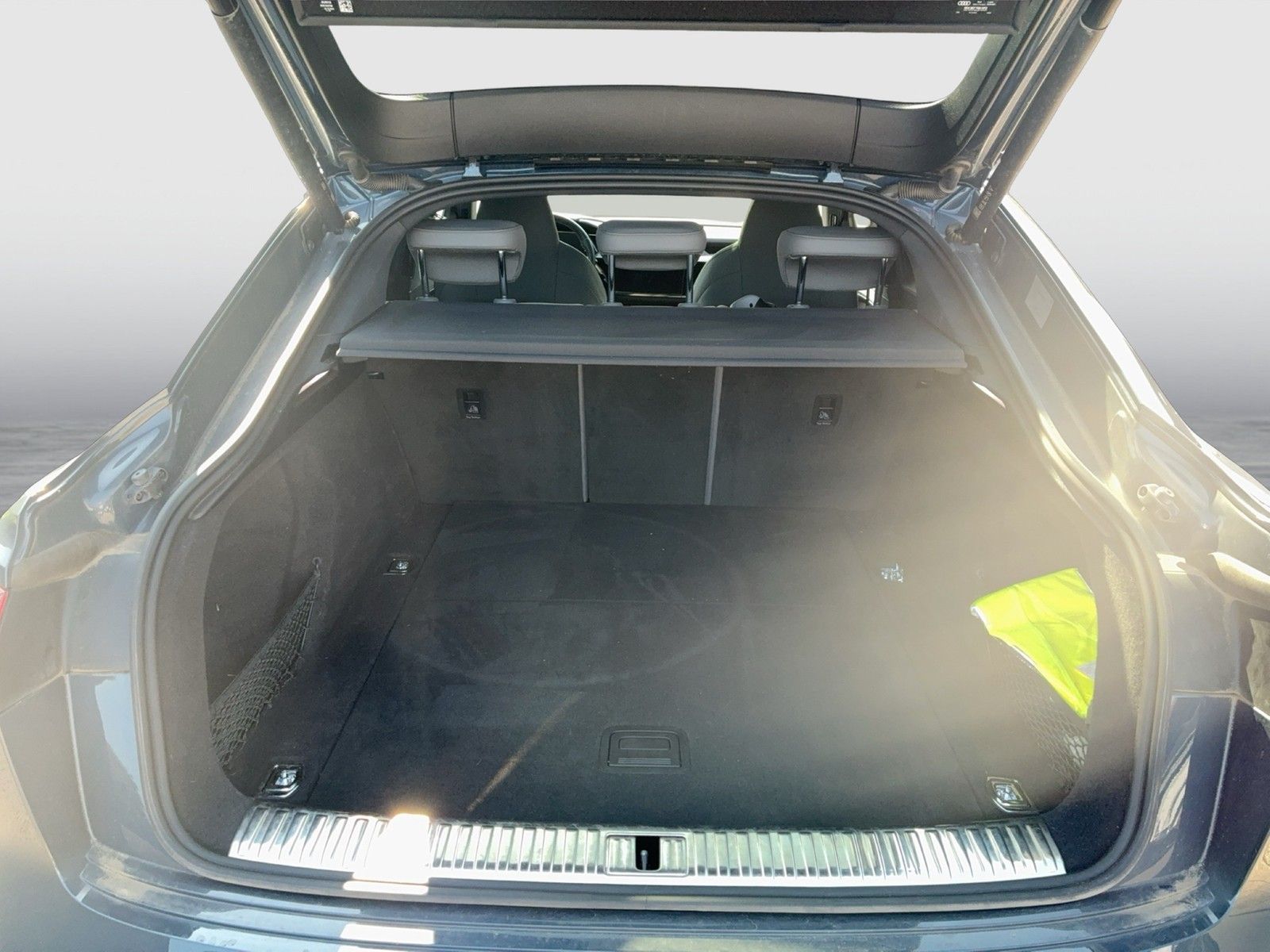 Audi SQ8 e-tron - Bild 12