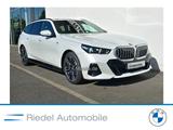 BMW 540d xDrive Touring M Sportpaket*Standhzg*AHK* - BMW 540 in Oberhausen