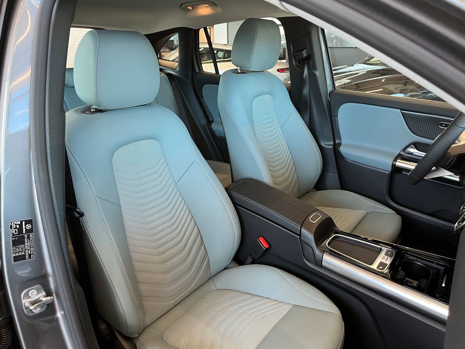Mercedes-Benz GLA 180 PROGRESSIVE ADVANCED VOLLDIGI WINTERP. foto 7