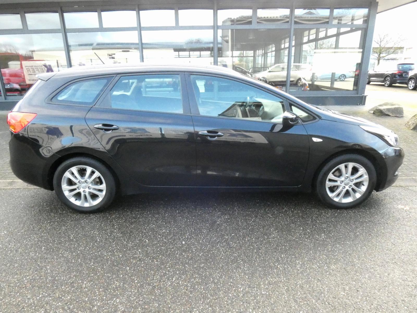 Kia cee'd 2013 — photo 6
