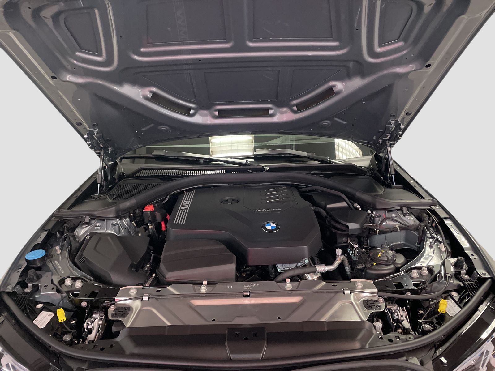 BMW 320 - Bild 15